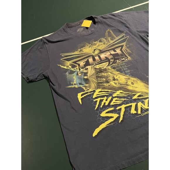 Carowinds Fury 325 Roller Coaster Feel The Sting T-Shirt LARGE Charlotte NC Ride - Picture 3 of 6